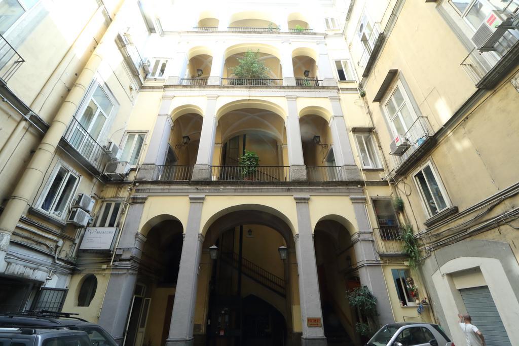 Toledo Boutique Studio Apartments Nápoles Exterior foto